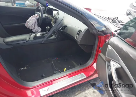 2015 Chevrolet Corvette Stingray Z51 из США, поврежденный, VIN 1G1YM2D76F5119444